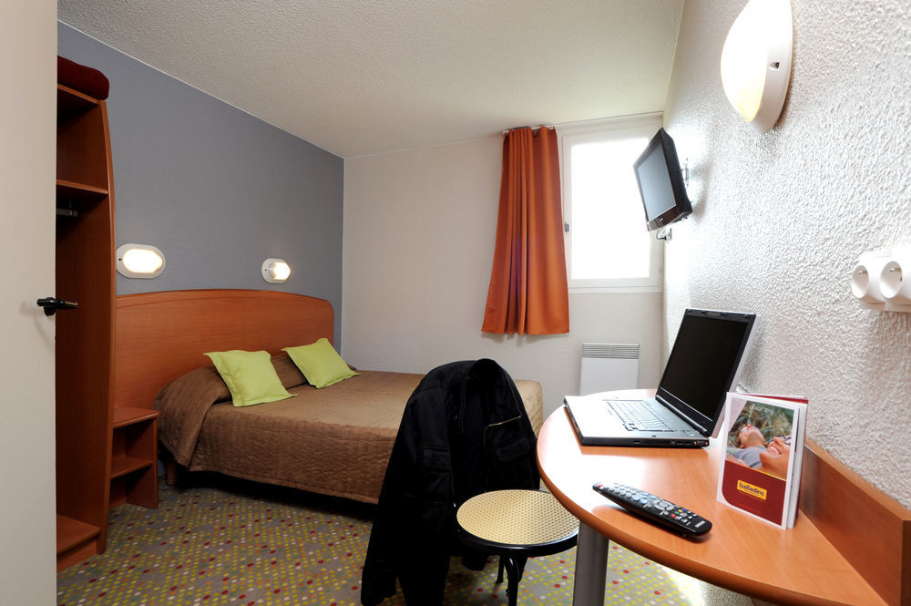 Brit Hotel Essentiel Tours Nord Экстерьер фото