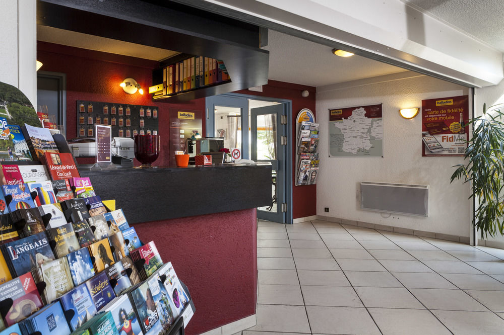 Brit Hotel Essentiel Tours Nord Экстерьер фото